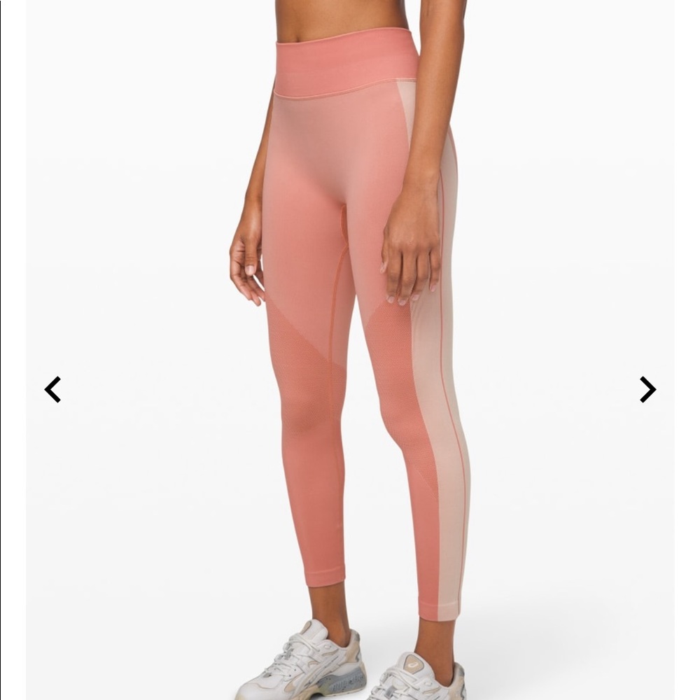 Lululemon Ebb to Train Tight Abstract